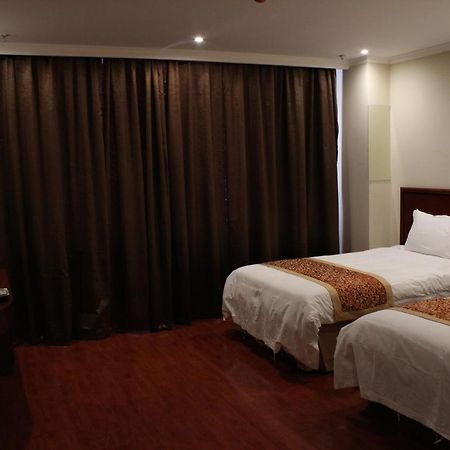 Greentree Inn Dalian Airport New District Xinzhaizi Express Hotel Exterior foto